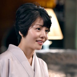 森崎友紀が妖艶なママ役に 小泉孝太郎との大人なシーンに男性スタッフ陣ドキドキ グッドワイフ モデルプレス