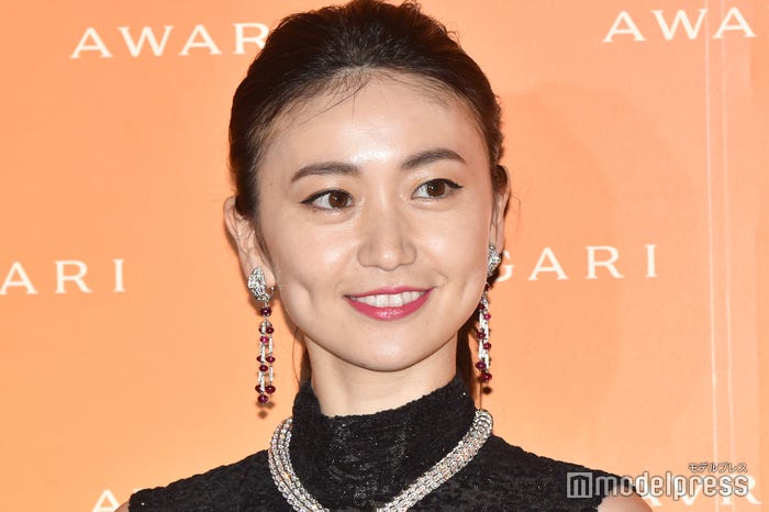 大島優子 結婚もあってお仕事も順調 充実の1年語る Bvlgari Avrora Awards 21 モデルプレス 大島優子 結婚もあってお仕事も順調 充実の1年語る Bvlgari Avrora Awards 21 モデルプレス
