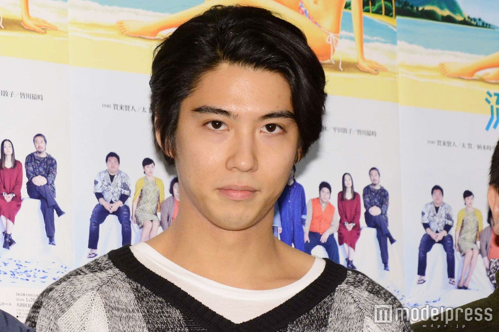 “パパ”になった賀来賢人、榮倉奈々との子育て明かす「知らない人間が家にいる」＜流山ブルーバード＞