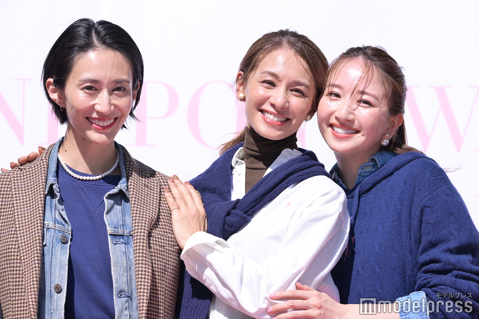 神山まりあ、稲沢朋子、鹿沼憂妃（C）モデルプレス