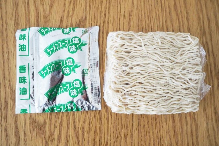 たらばがに風味ラーメン塩味