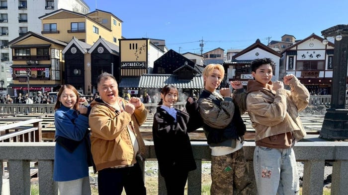 小室瑛莉子アナ、小杉竜一、花澤香菜、浦野秀太、中川勝就(C)フジテレビ