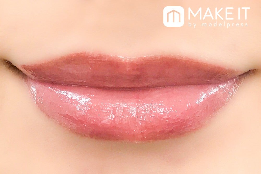 プランプピンク／メルティー リップセラム／105 トレンディーチェリー 使用 (C)メイクイット