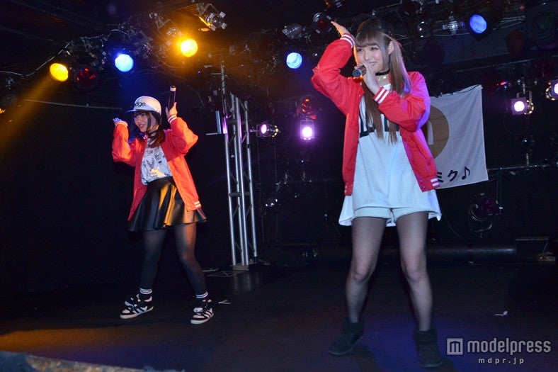 GALDOLL（左から）坂井樹乃、江崎ななほ