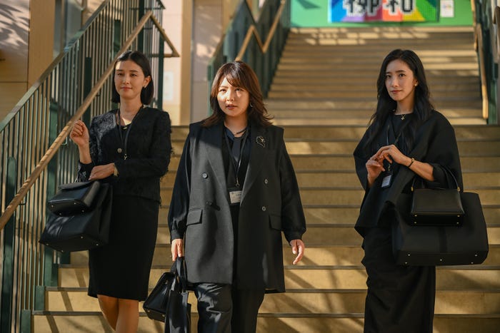 橋本マナミ、野呂佳代、中田クルミ「フェイクマミー」第2話(C)TBS