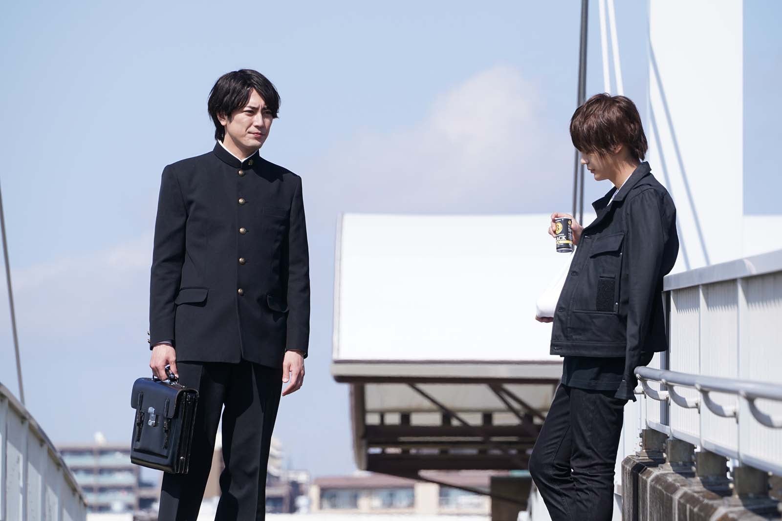 （左から）間宮祥太朗、神尾楓珠「ナンバMG5」第2話（C）フジテレビ