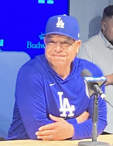 ドジャース 元クローザーがトミー・ジョン手術からメジャー復帰 球団発表 ロバーツ監督「負担をより分散させることができる」エダーが自由契約に