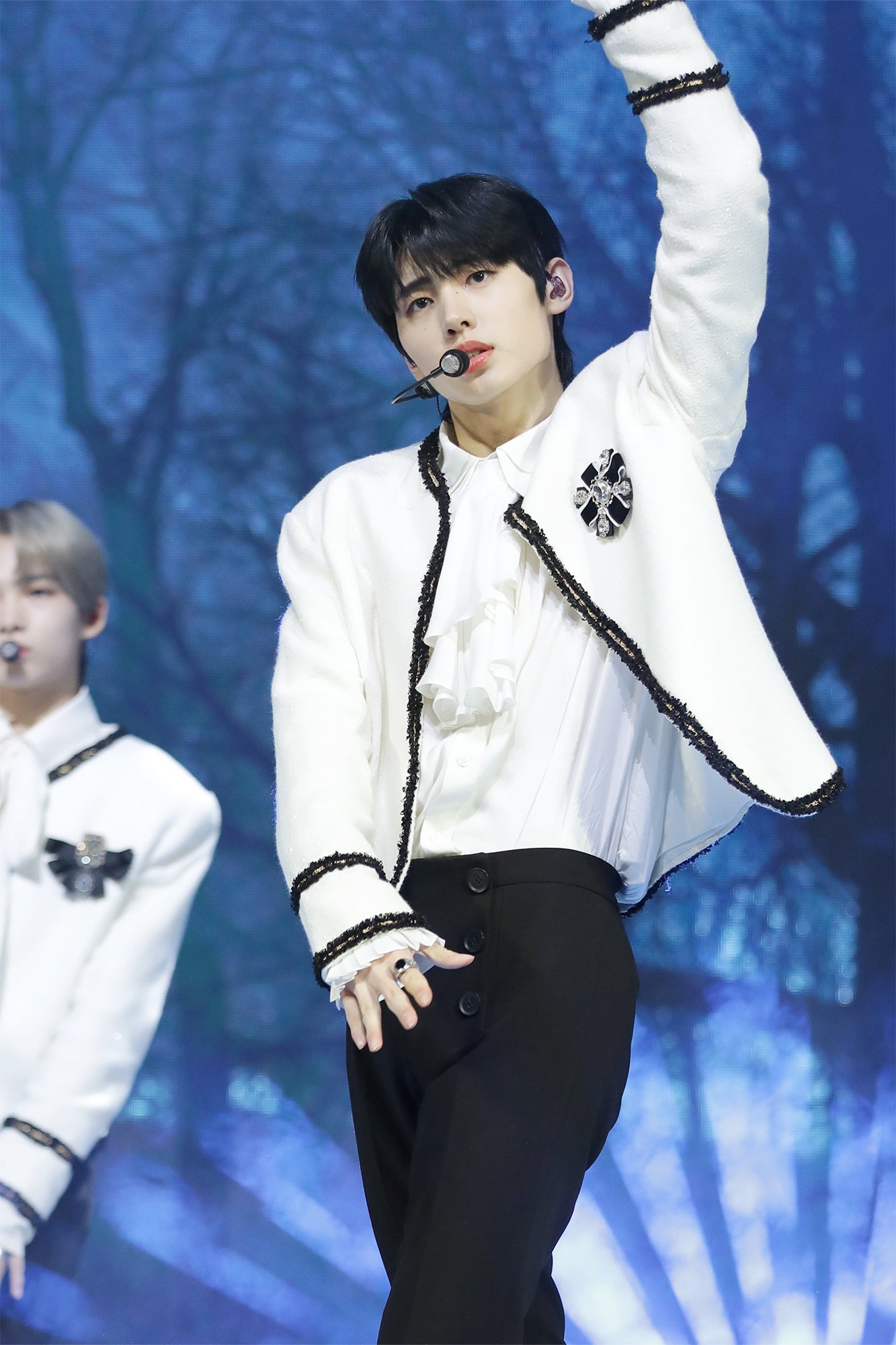 SUNGHOON（C）BELIFT LAB