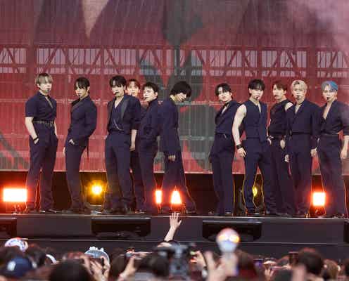 JO1、素肌チラリスーツ姿で東方神起「MIROTIC」カバー トップバッターで刺激的パフォーマンス【KCON JAPAN 2024/Mカ】