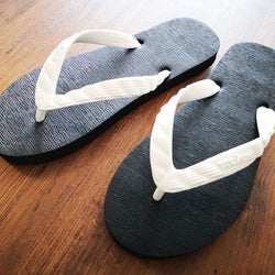 国産サンダルのTSUKUMO 全て天然ゴム製の新製品