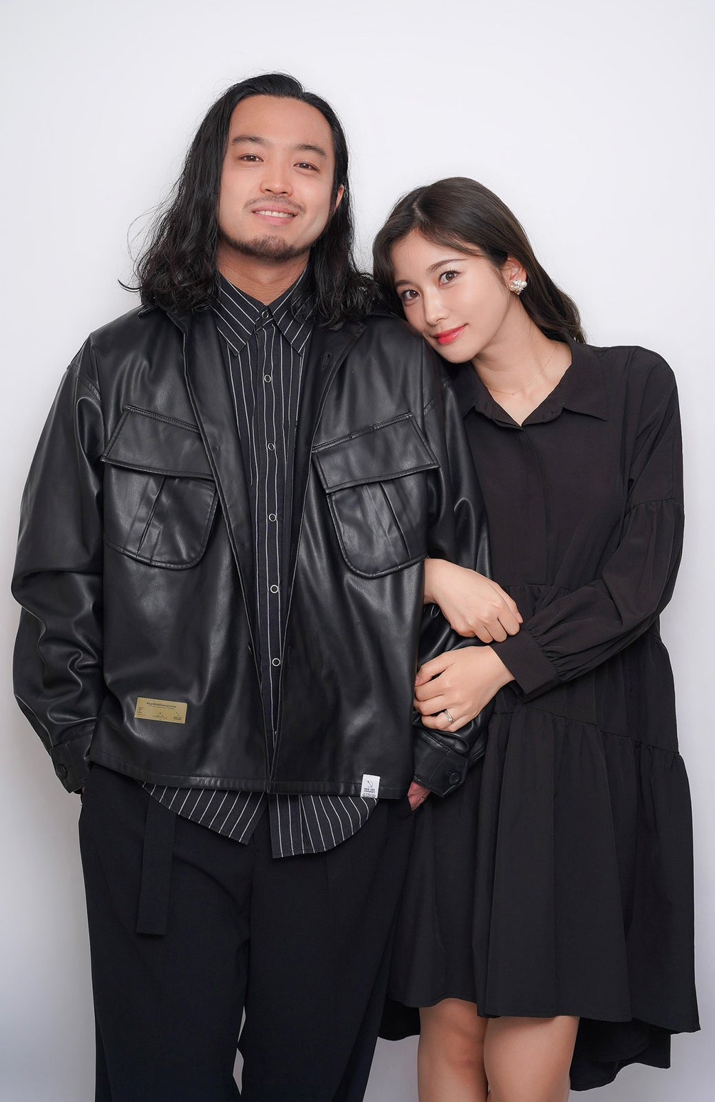 Creepy Nuts・R-指定と結婚の江藤菜摘、密着2ショット公開で“ご報告”