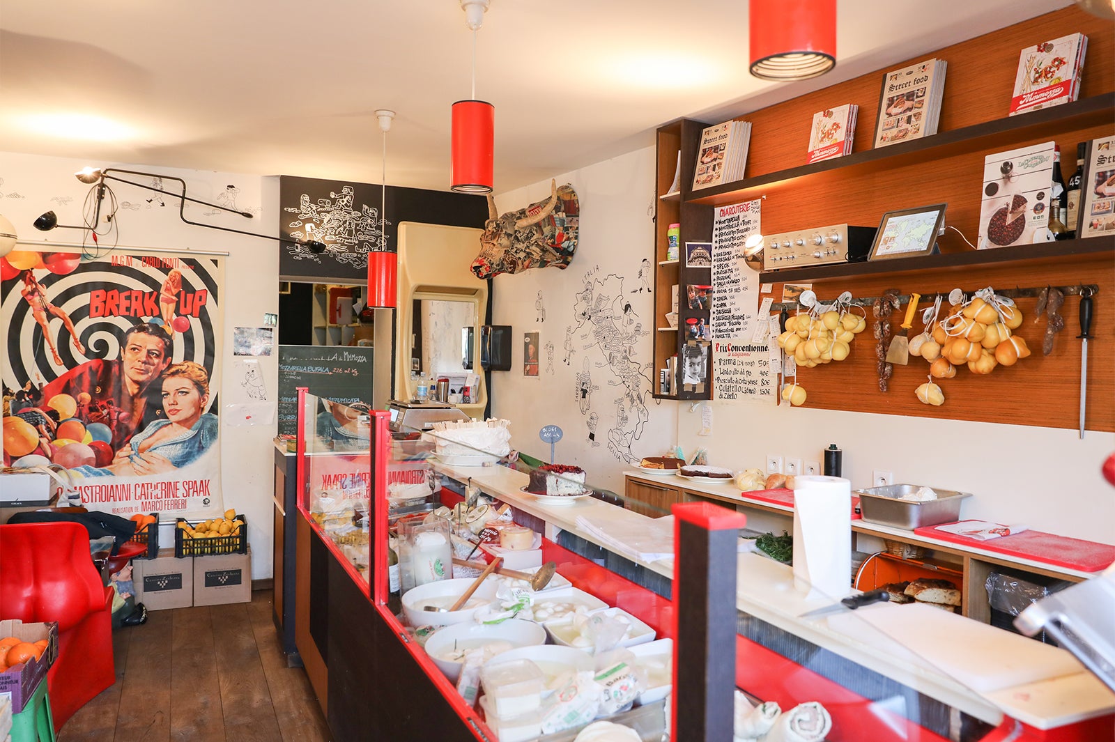 パリ本国店内／画像提供：ベイクルーズ