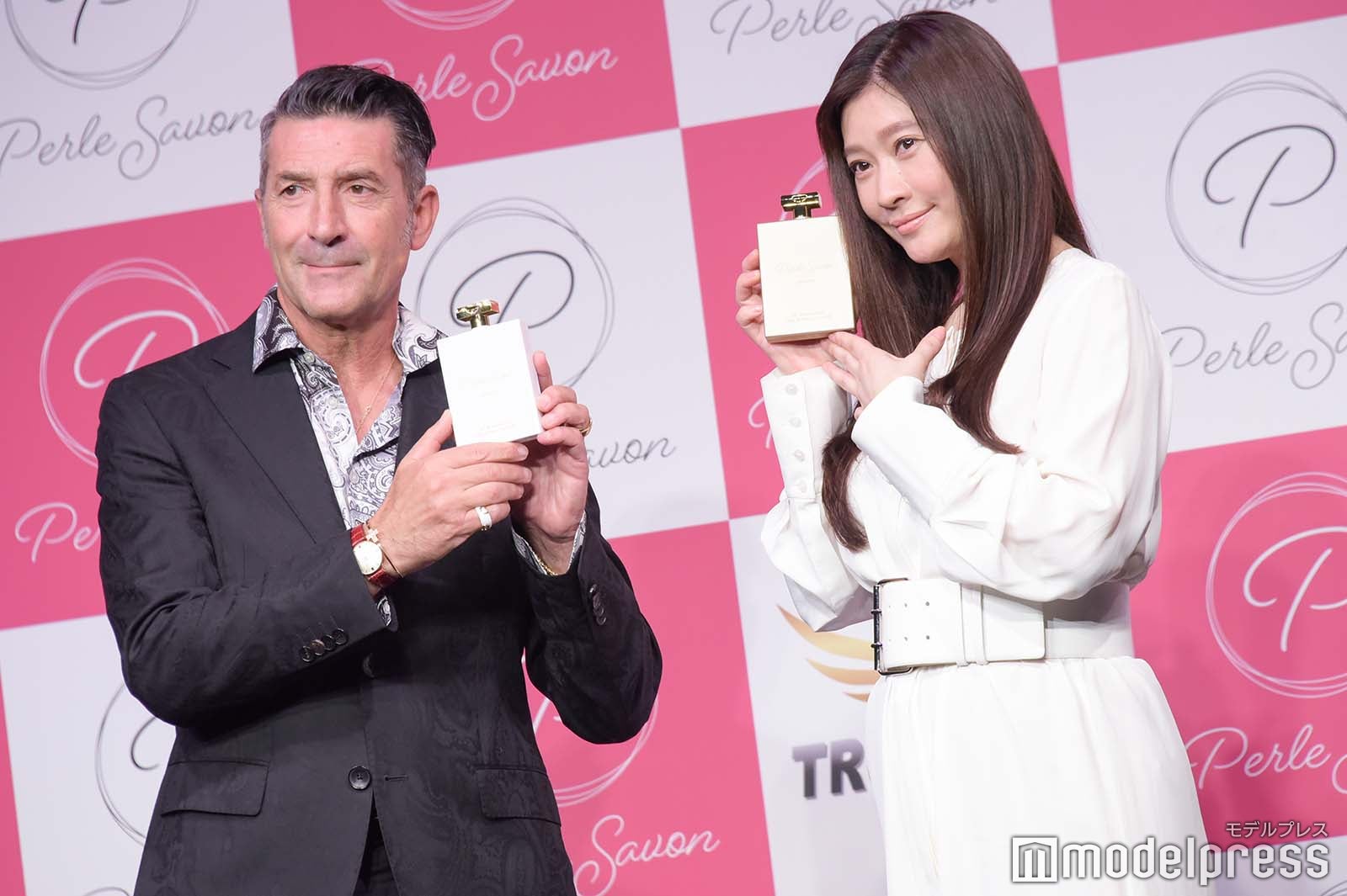 パンツェッタ・ジローラモ、篠原涼子（C）モデルプレス