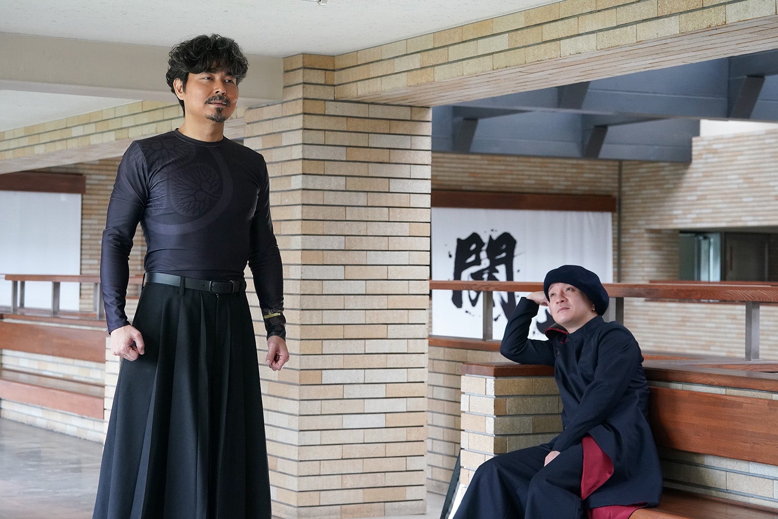 小澤征悦、濱田岳／「新・信長公記～クラスメイトは戦国武将～」より（C）日本テレビ