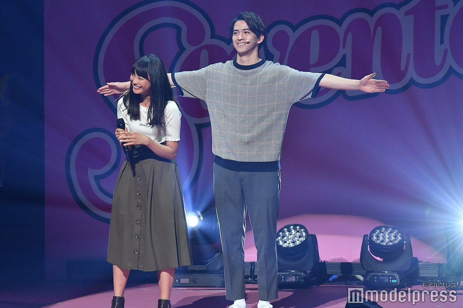 （C）モデルプレス