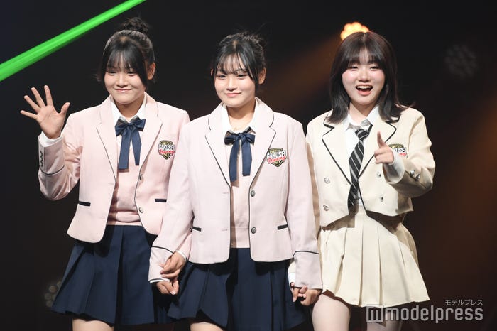 あこ、まこ、ろこ(C)モデルプレス