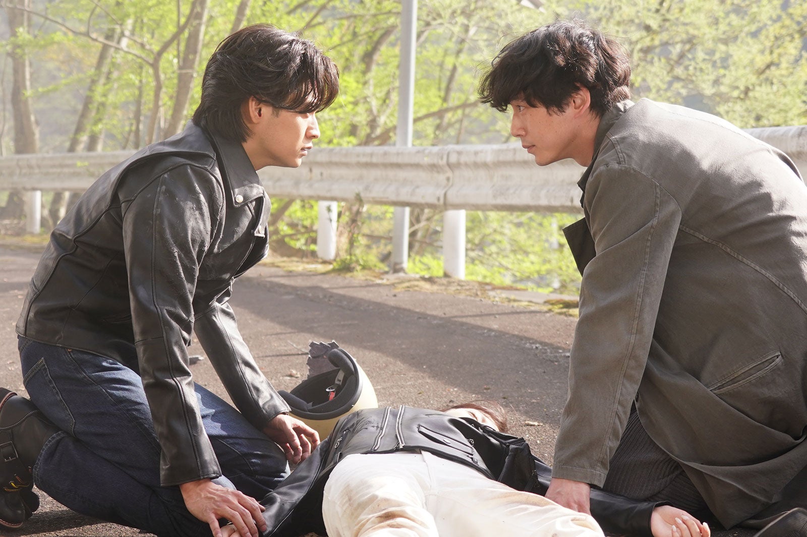 井上想良、青島心、坂口健太郎「Dr.チョコレート」第6話より（C）日本テレビ