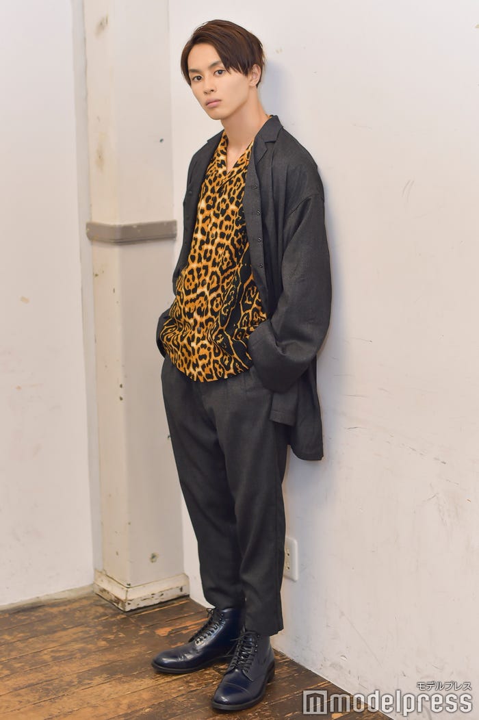 草川拓弥/スタイリスト:山本隆司・ヘアメイク:青山佑綺子 (C)モデルプレス