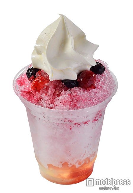 クリーム・シェイブアイス(ミックスベリー&レモンゼリー)¥510/TDL(C)Disney