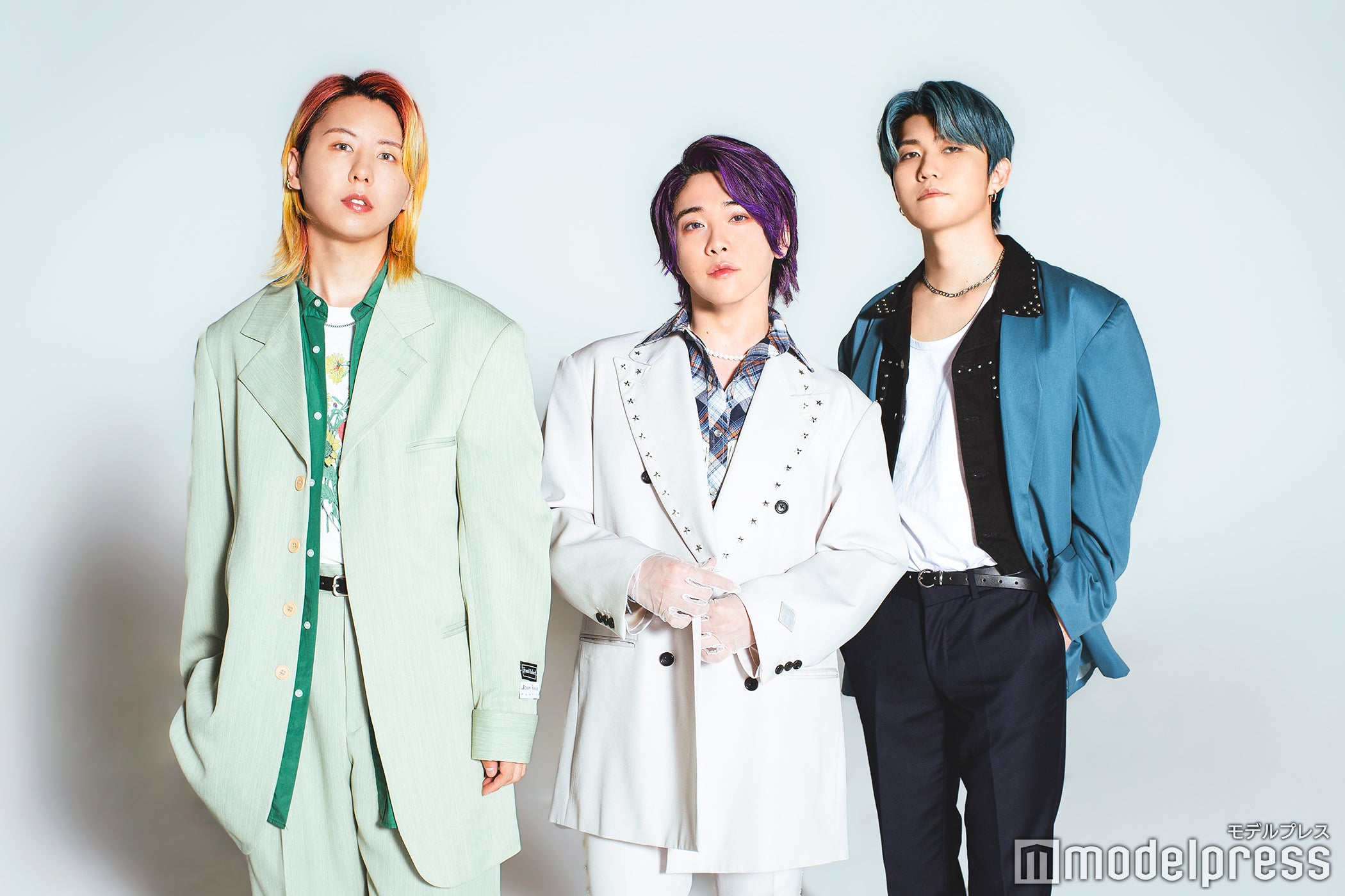 （左から）藤澤涼架、大森元貴、若井滉斗（C）モデルプレス