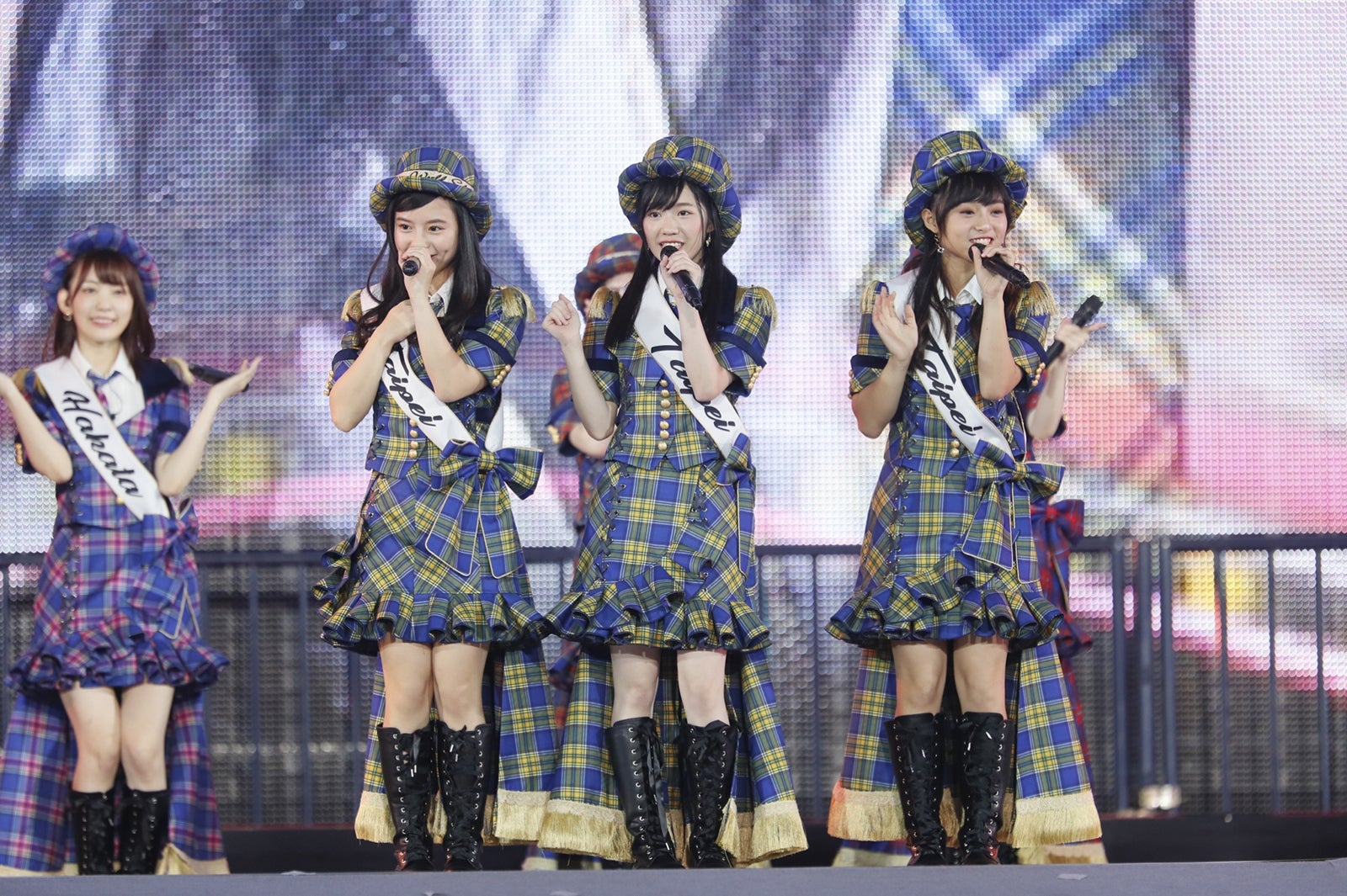 「AKB48 53rdシングル 世界選抜総選挙」AKB48グループコンサート（C）AKS