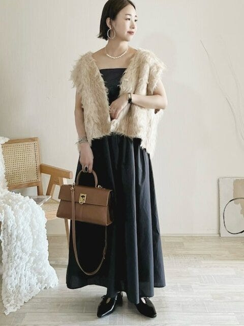 ワンピース　コーデ　黒　秋