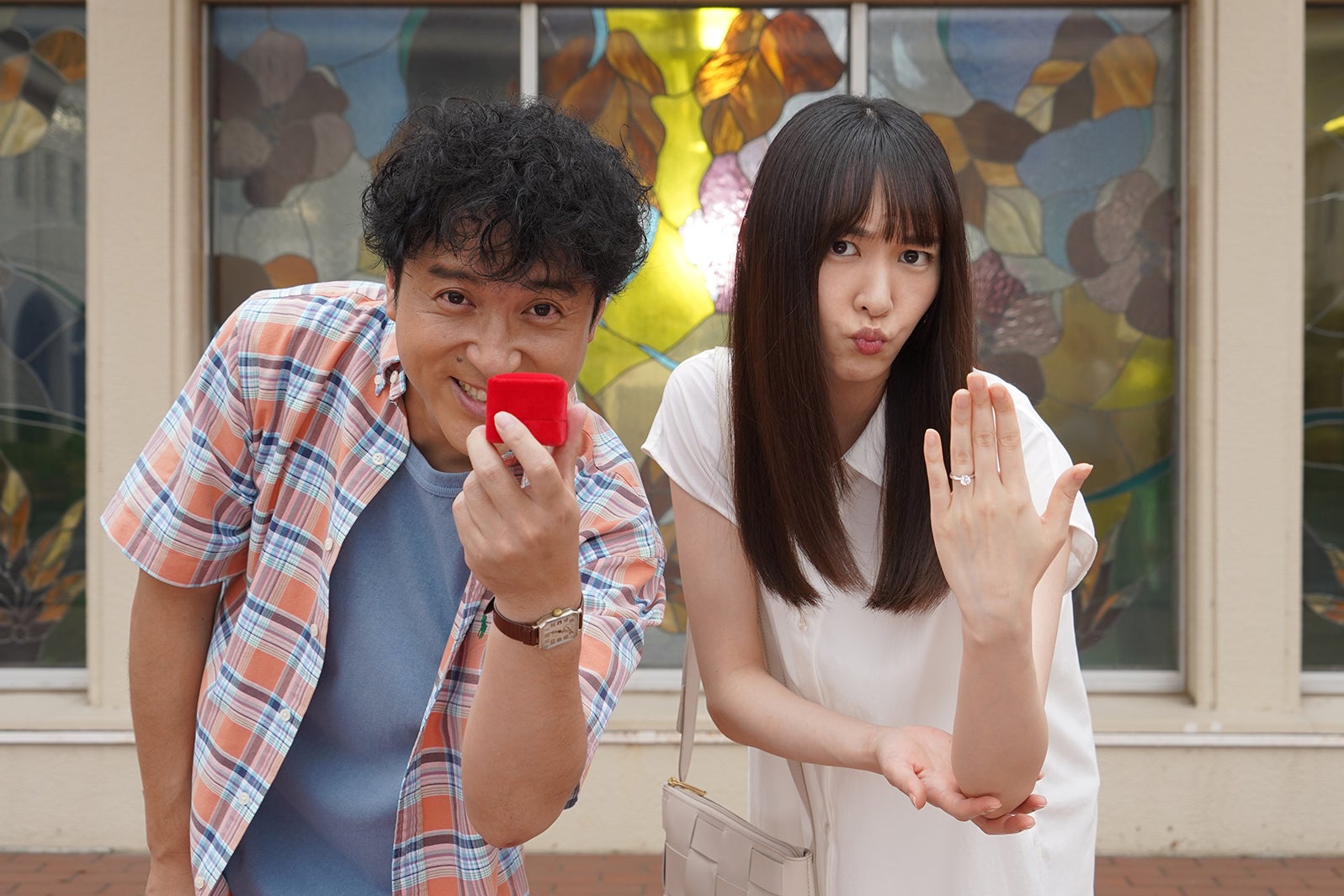 ムロツヨシ、新垣結衣（C）日本テレビ