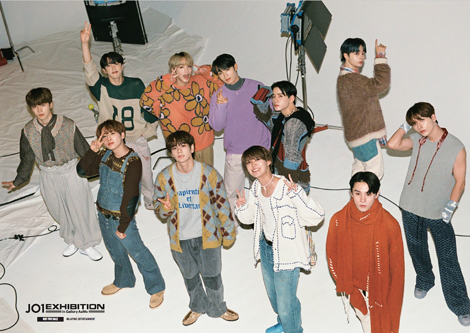 JO1「JO1 EXHIBITION in Gallery AaMo」（C）LAPONE ENTERTAINMENT