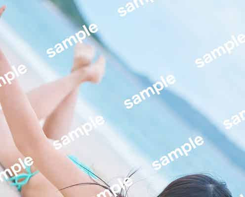 NMB48加藤夕夏、フレッシュボディ際立つ水着姿  特典ポストカード&生写真絵柄解禁<心に秘めたもの>