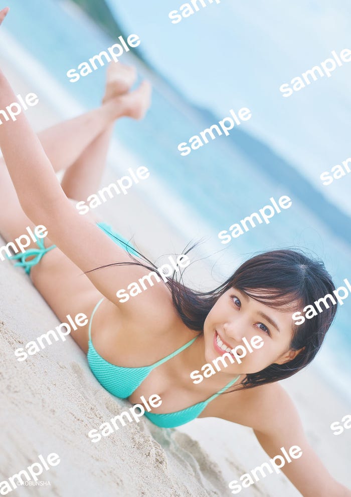 加藤夕夏1st写真集「心に秘めたもの」紀伊國屋書店梅⽥本店特典⽣写真(C)岡本武志/光文社