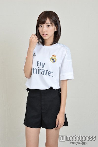 ショートカット美女のネクストブレイク、圧倒的透明感で注目を集める