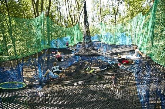 ヨーロッパで運営中の「PARCABOUT」(パカブ）／（C）Denis Gliksman