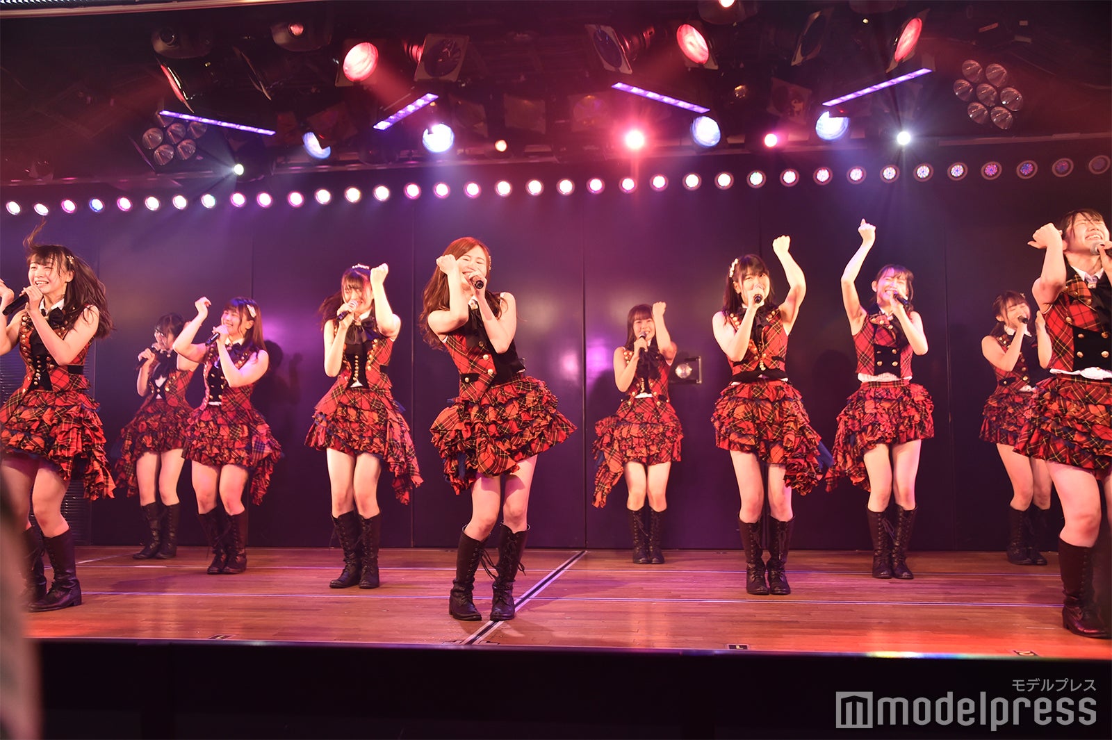 AKB48「ヤバいよ！ついて来れんのか？！」公演（C）モデルプレス