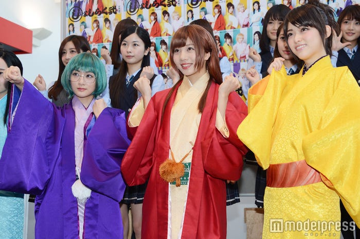 (左より)生駒里奈、能條愛未、松村沙友理(C)モデルプレス