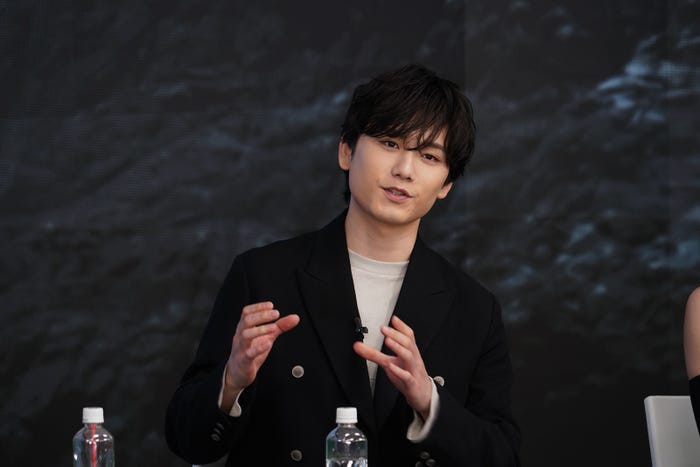 水石亜飛夢(C)2023「忌怪島/きかいじま」製作委員会