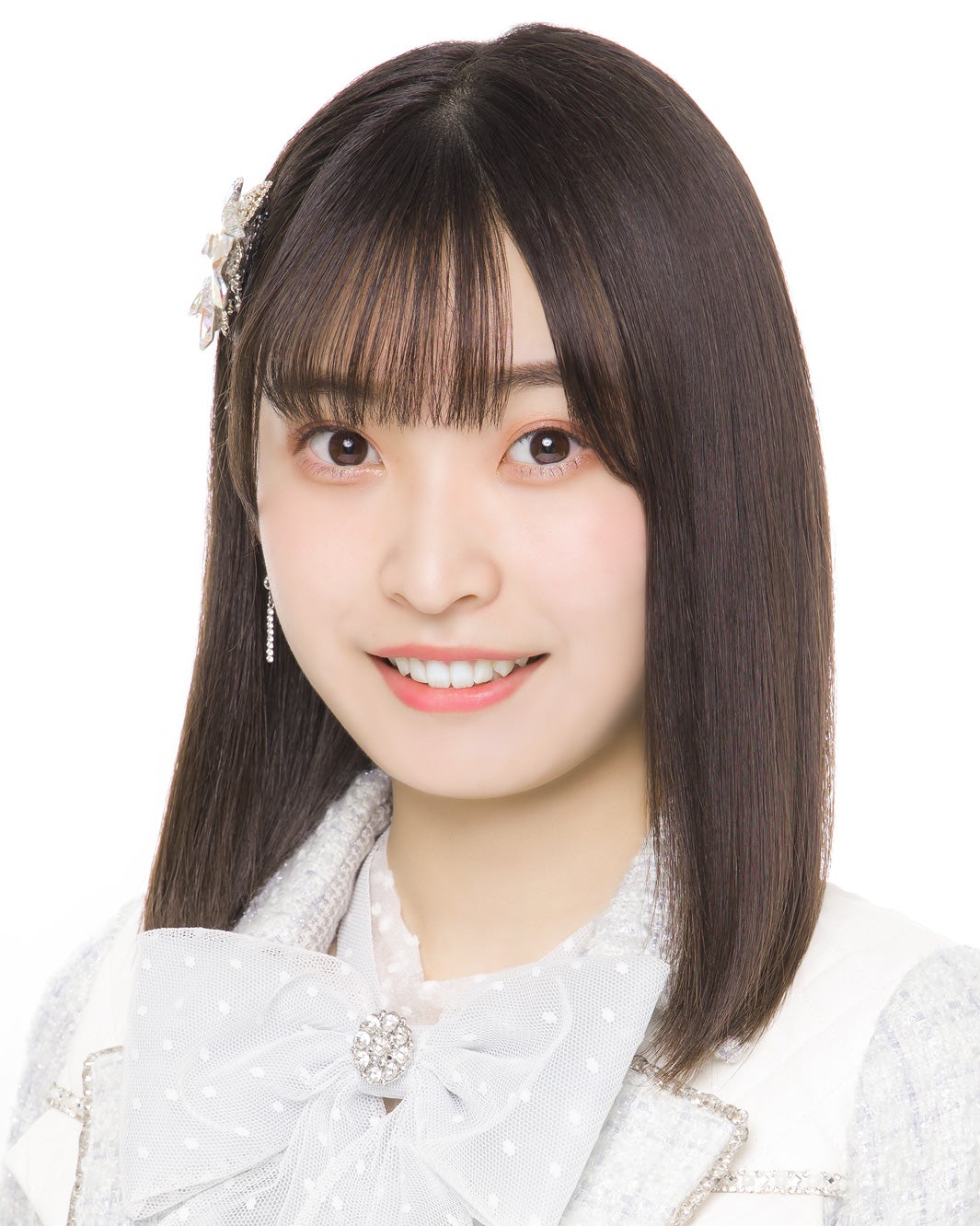 坂川陽香（C）AKB48／OUTOF48