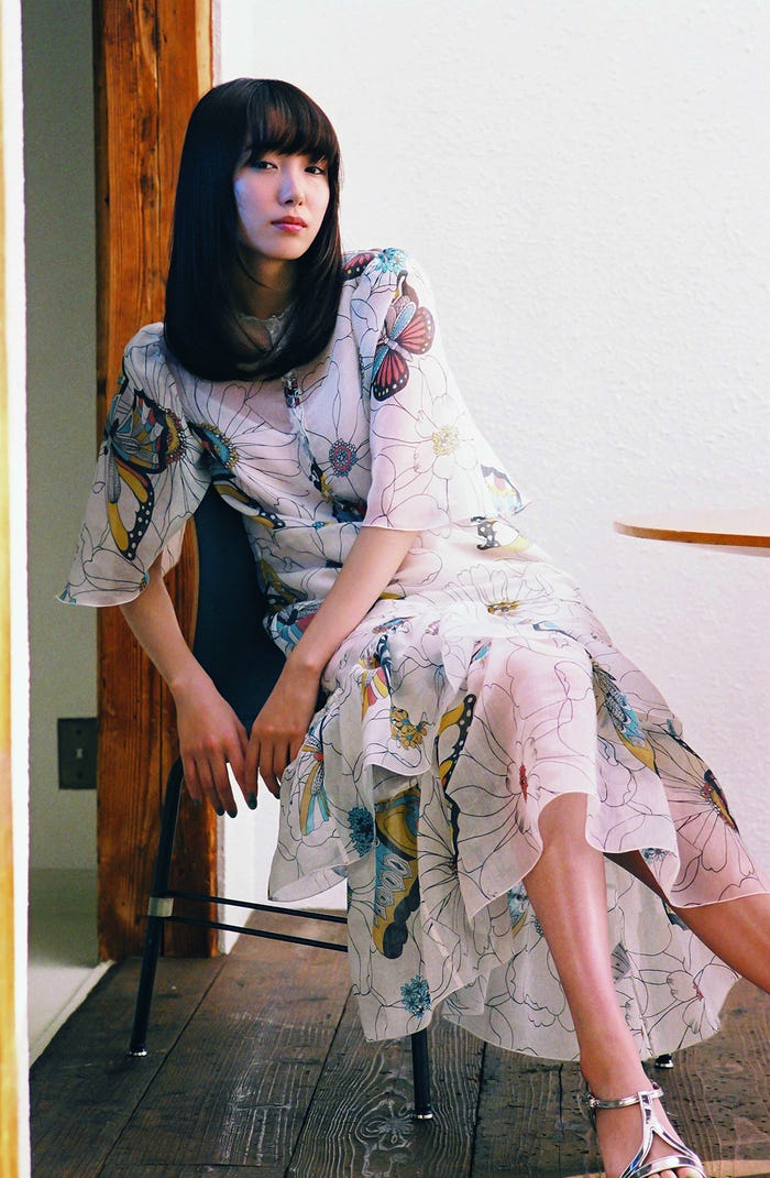 飯豊まりえ/「bis」2019年3月号より(写真提供:光文社)