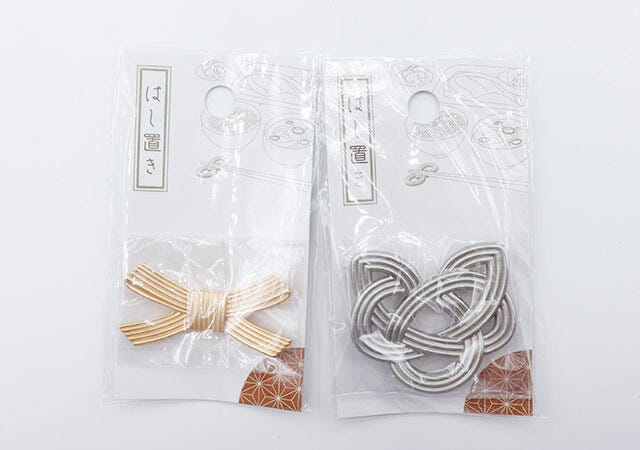 セリア 箸置き 水引きデザイン結び 縁起の良いデザインの箸置き