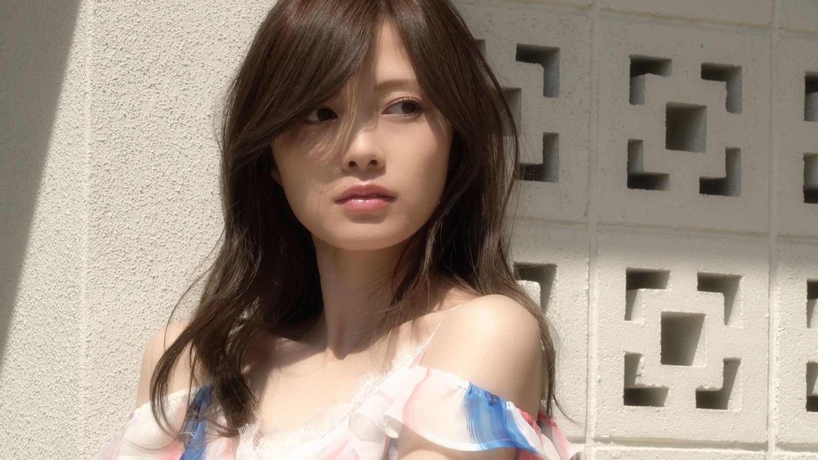 白石麻衣（提供写真） 白石麻衣（提供写真）