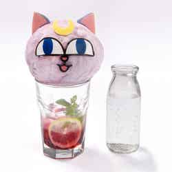 ルナPの消えるコットンキャンディソーダ¥ 1,090(税抜)/画像提供:レッグス