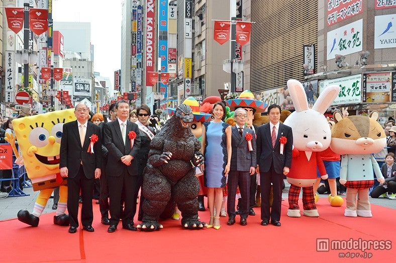 イベントの様子／長澤まさみ（中央）