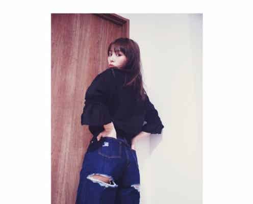 内田理央、美尻チラ見せ大胆ファッションが刺激的「見えちゃってる」「可愛くてエロくて無敵」