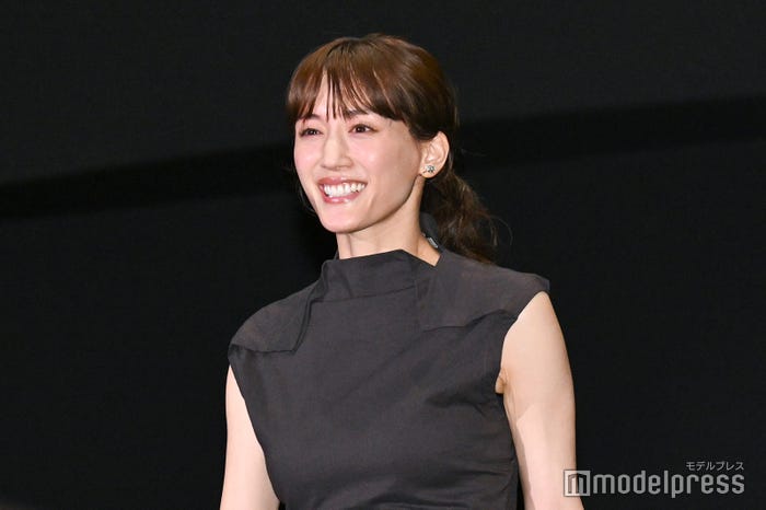 綾瀬はるか(C)モデルプレス