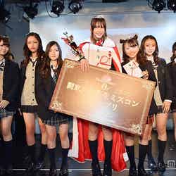 「関東一可愛い女子高生ミスコンGP」でグランプリを受賞した際のアンジェラ芽衣（C）モデルプレス