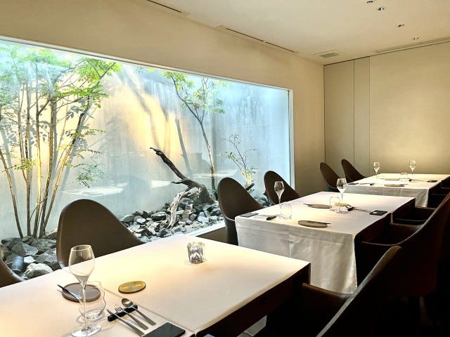 【兵庫】料理だけじゃない！お酒も楽しめる神戸のお店3選