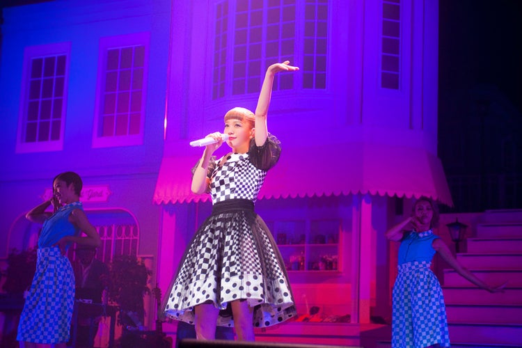 画像1 9 西野カナ 全47都道府県でライブ達成 キュートな衣装に次々変身 モデルプレス