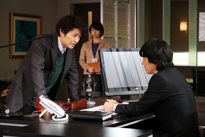 安田顕、藤木直人/「嘘の戦争」第7話より(画像提供:関西テレビ)