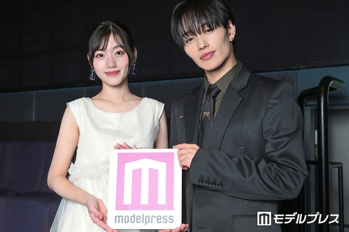 佐々木美玲、森次政裕(C)モデルプレス