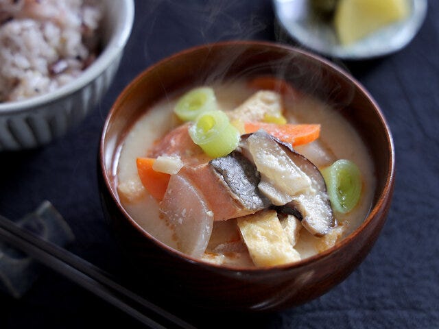 鮭と根菜の簡単ほっこり粕汁