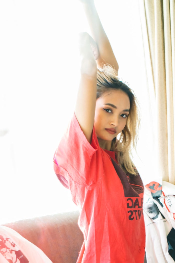 香川沙耶 Sexy美ボディ披露 100部限定 オークション形式 の初写真集決定 モデルプレス